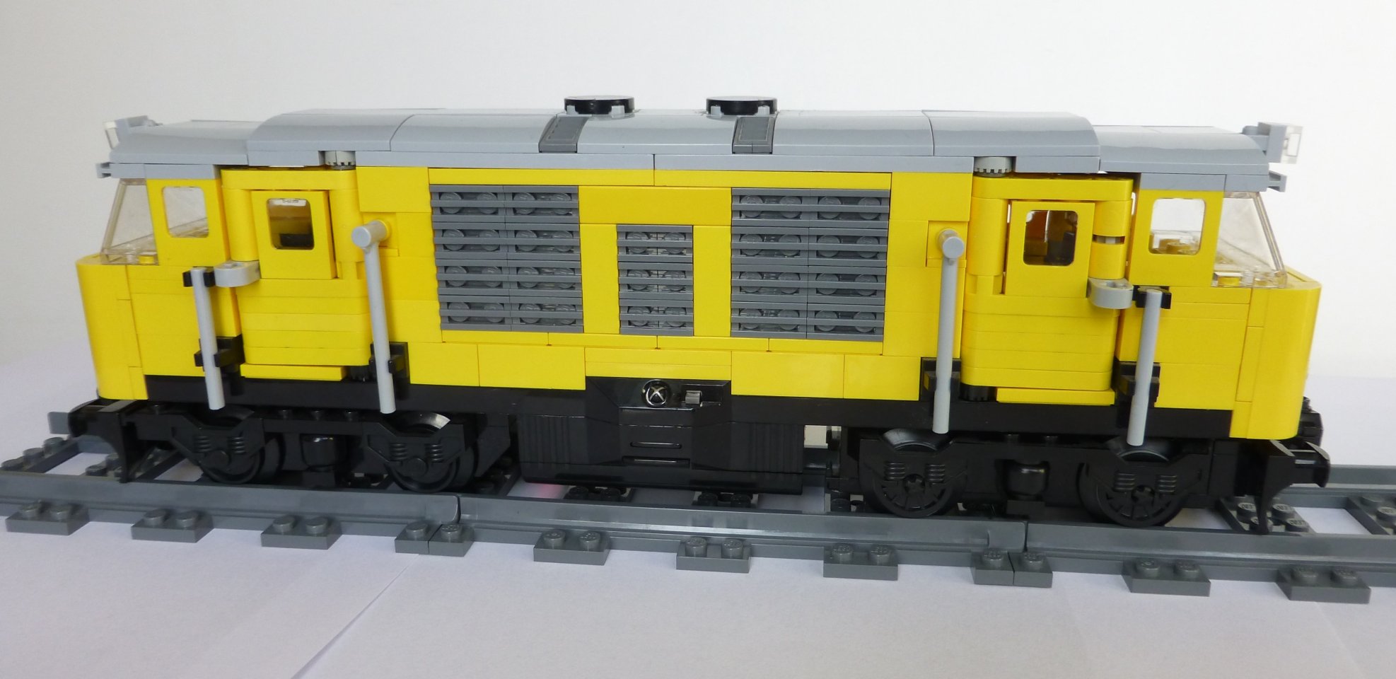 diesel_locomotive_02.jpg