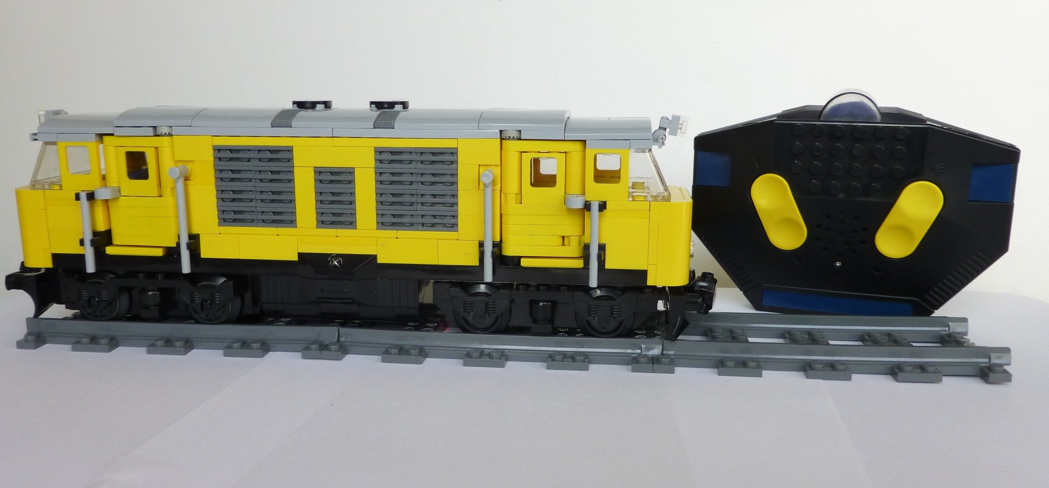 diesel_locomotive_03.jpg