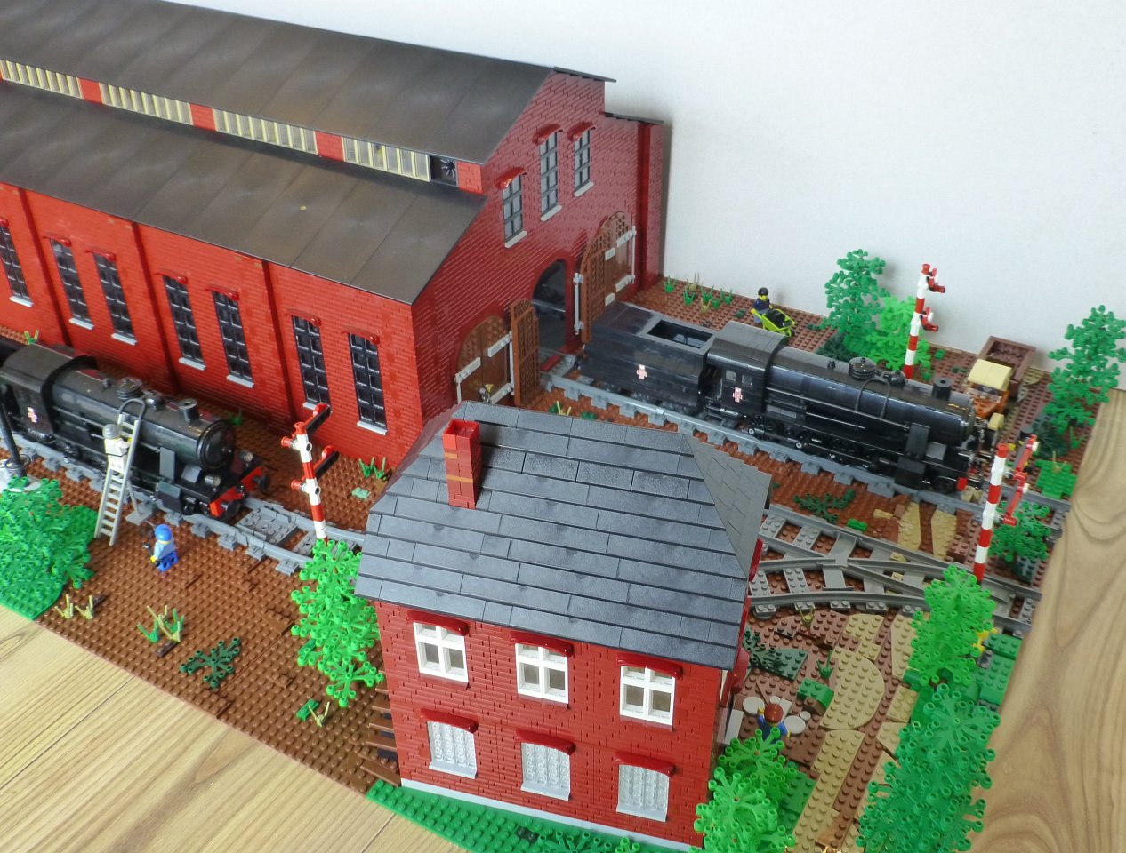 09_steam_locomotives_factory.jpg