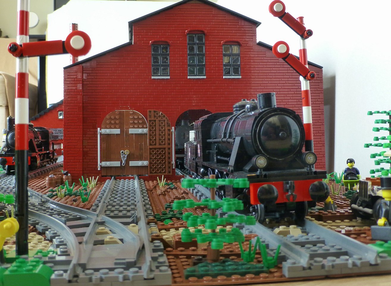 13_steam_locomotives_factory.jpg