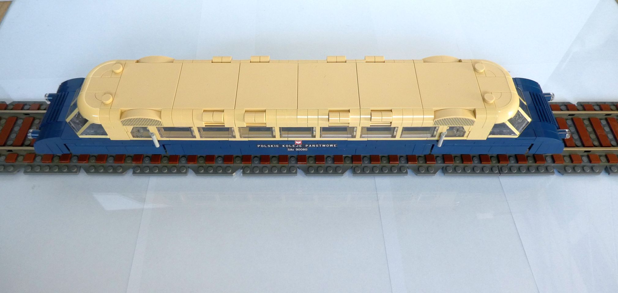 luxtorpeda-09.jpg