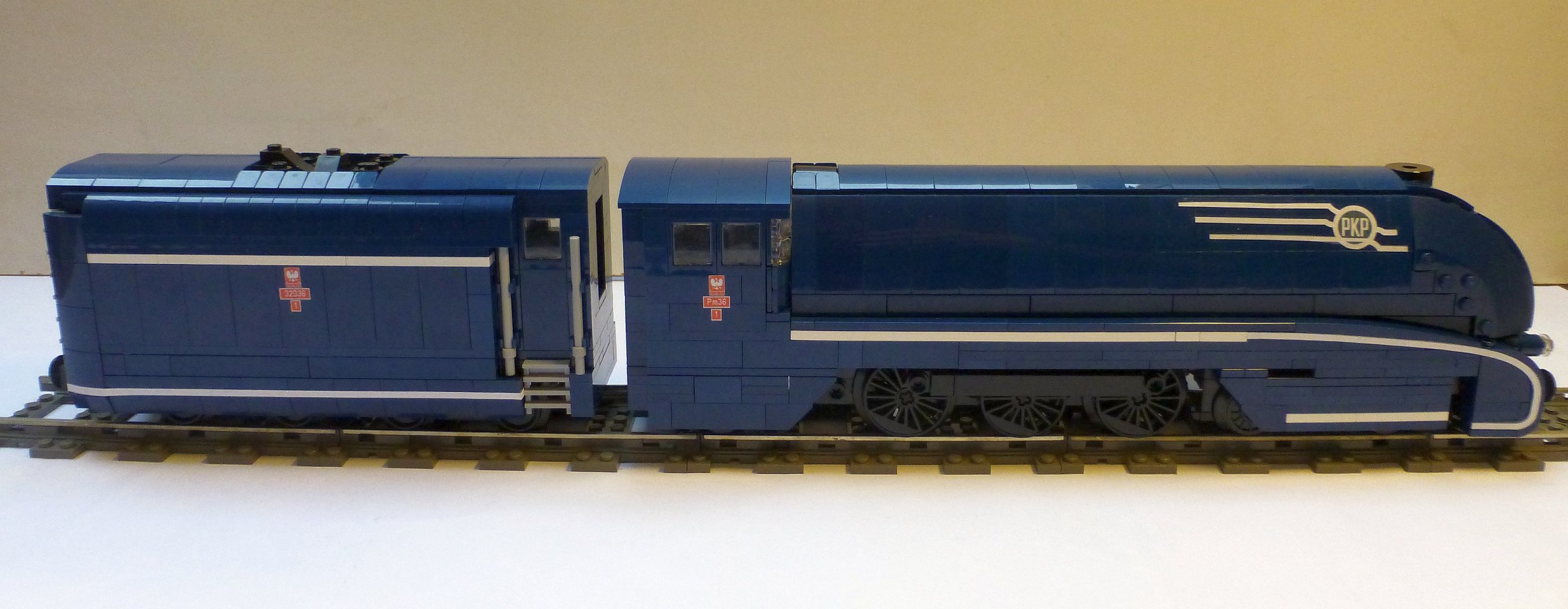 pm36-1_006.jpg