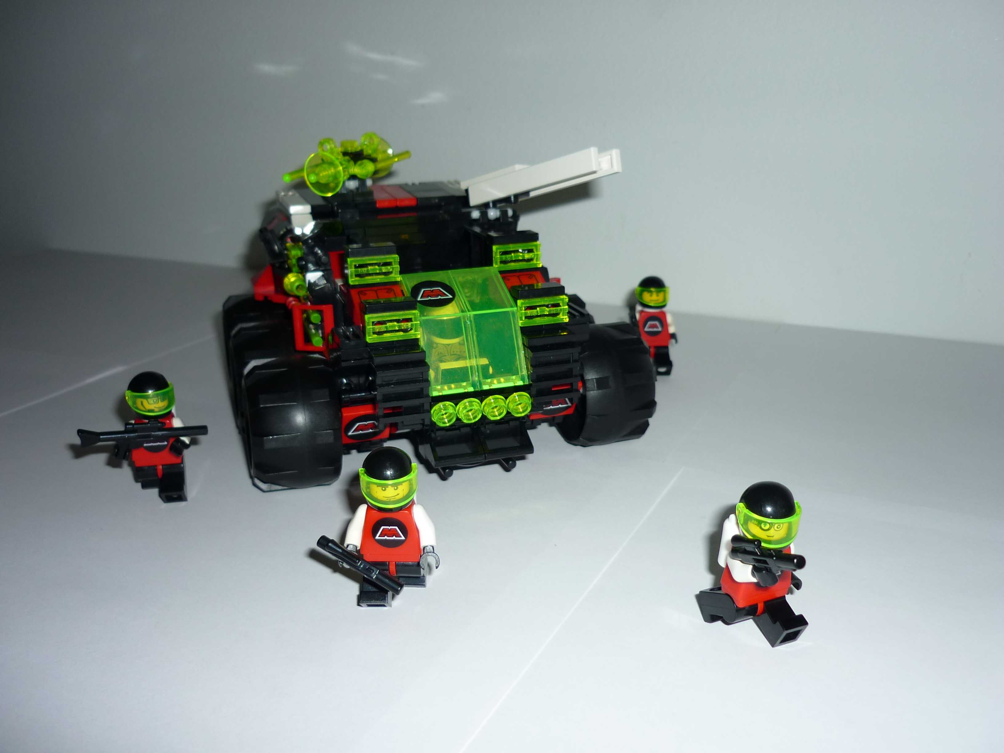 94012_mtron_soldiers_7.jpg