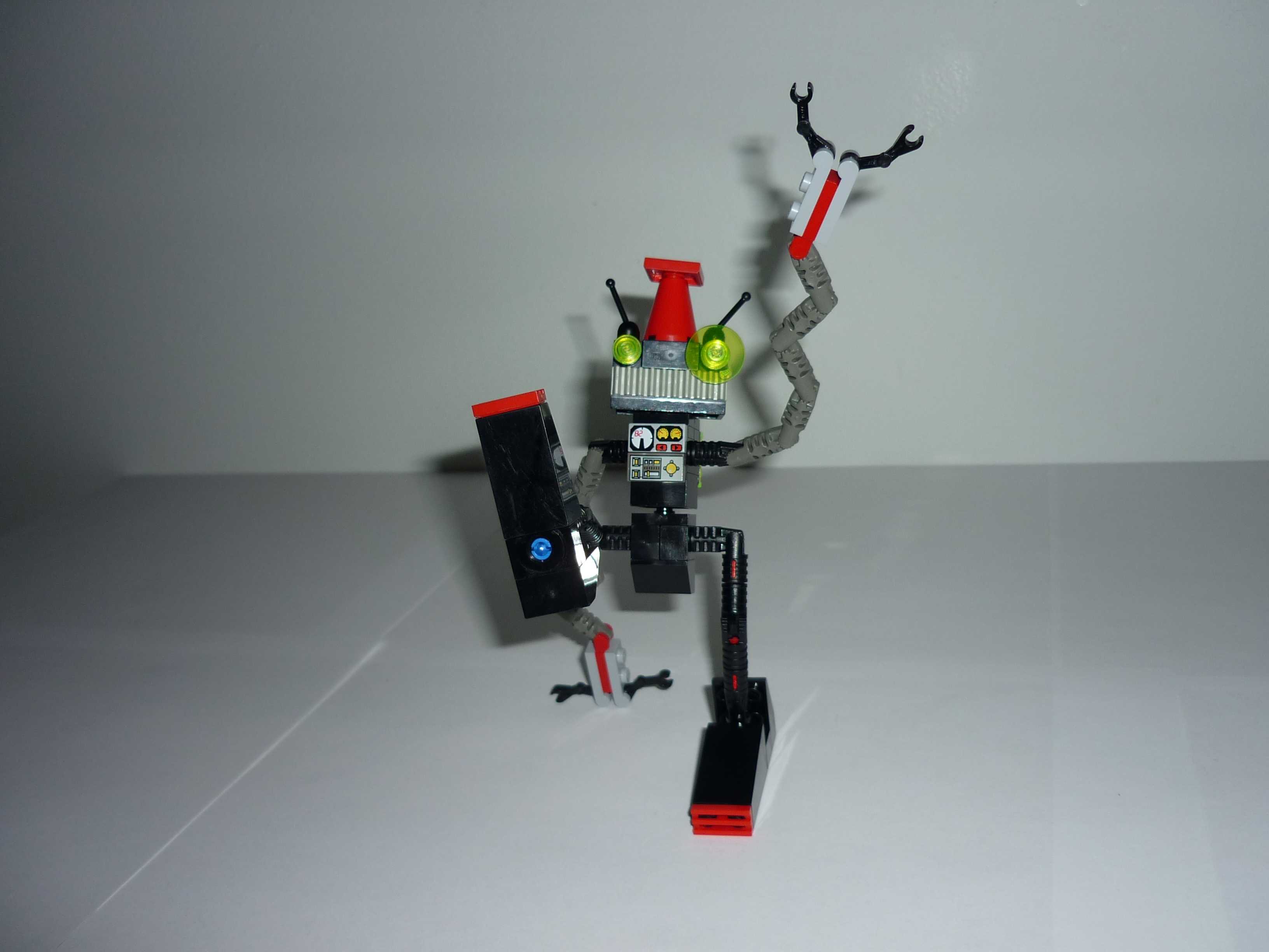 68xx_dancetron_3000_14.jpg