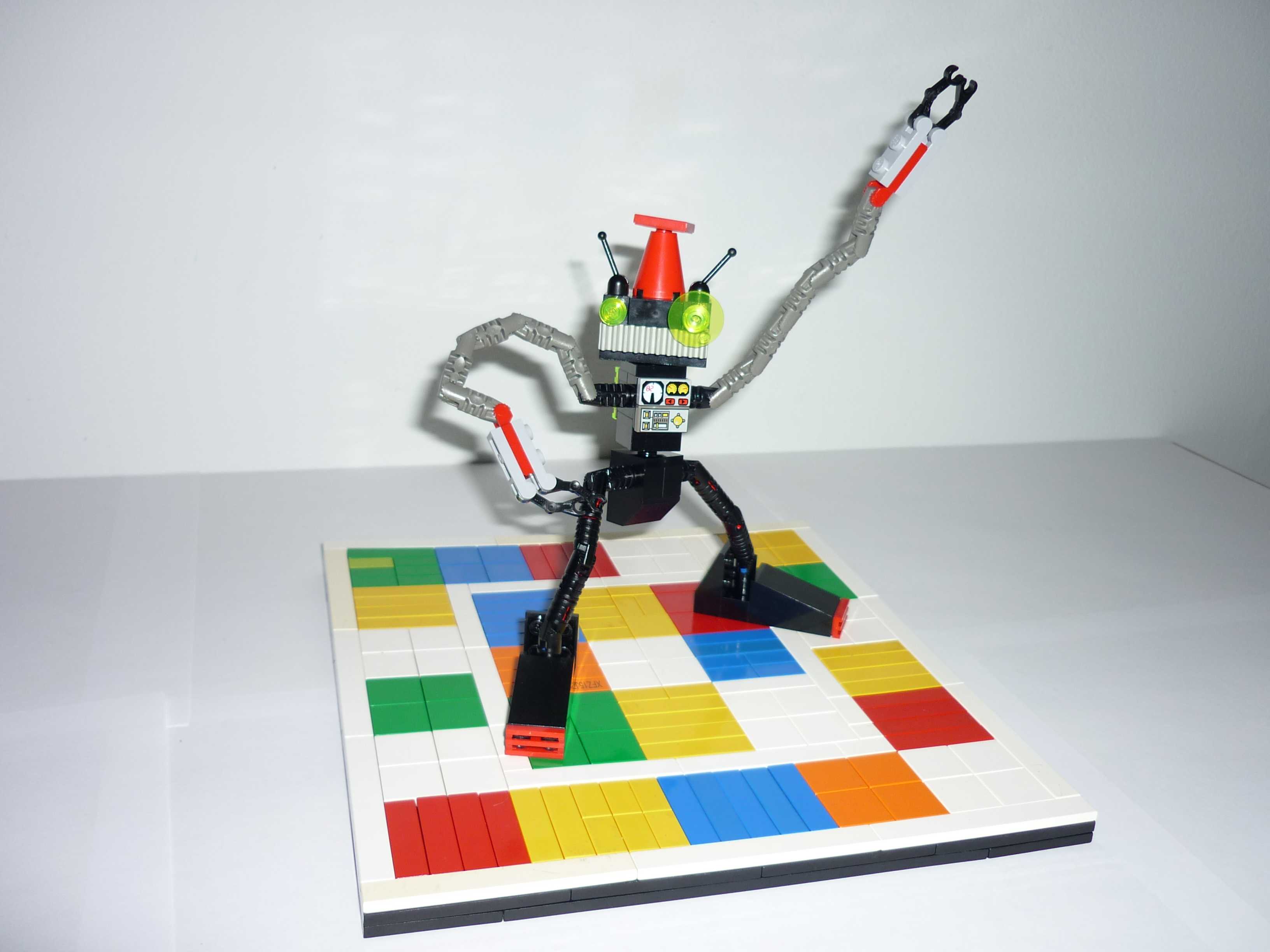 68xx_dancetron_3000_17.jpg