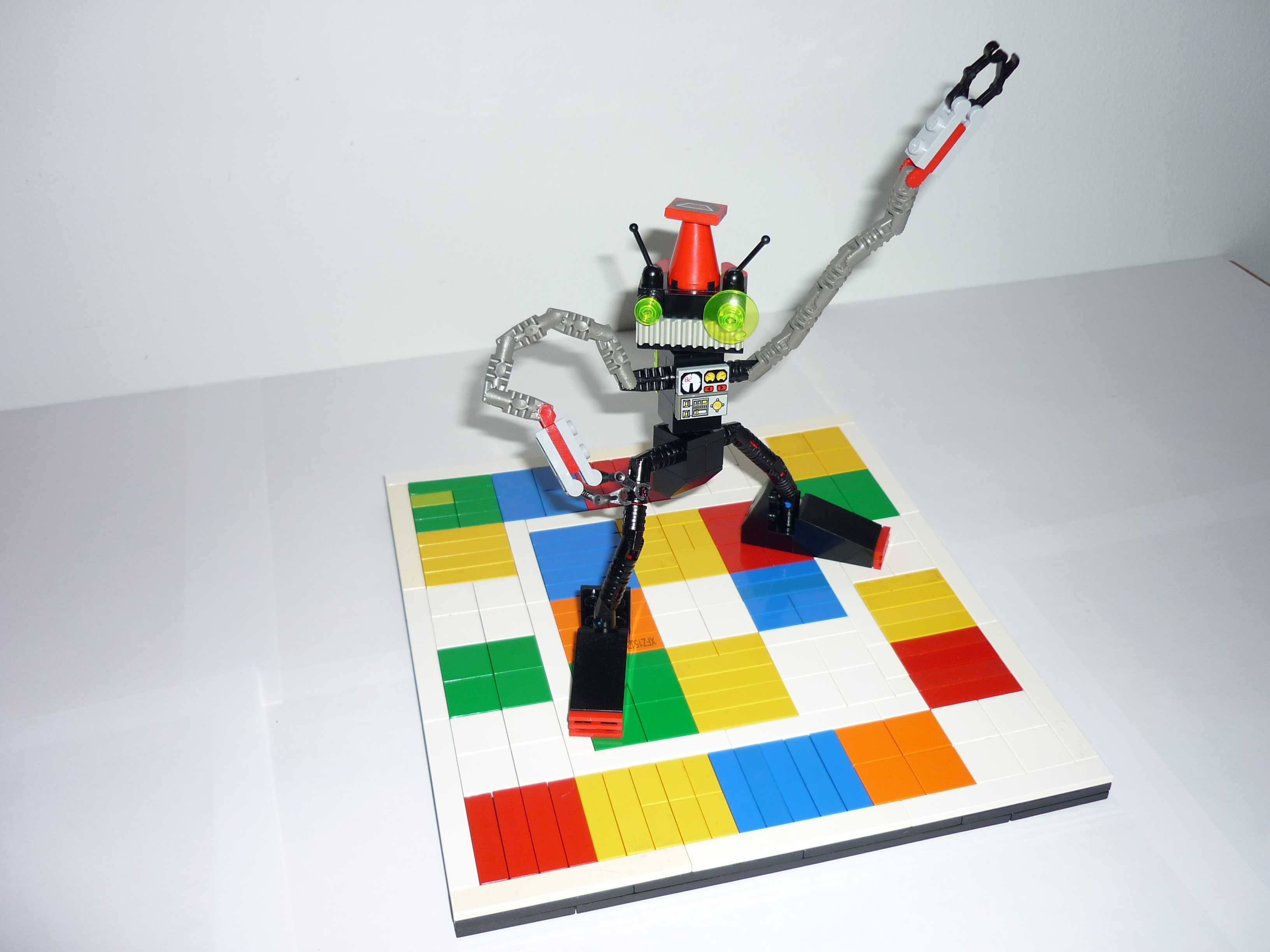 68xx_dancetron_3000_19.jpg