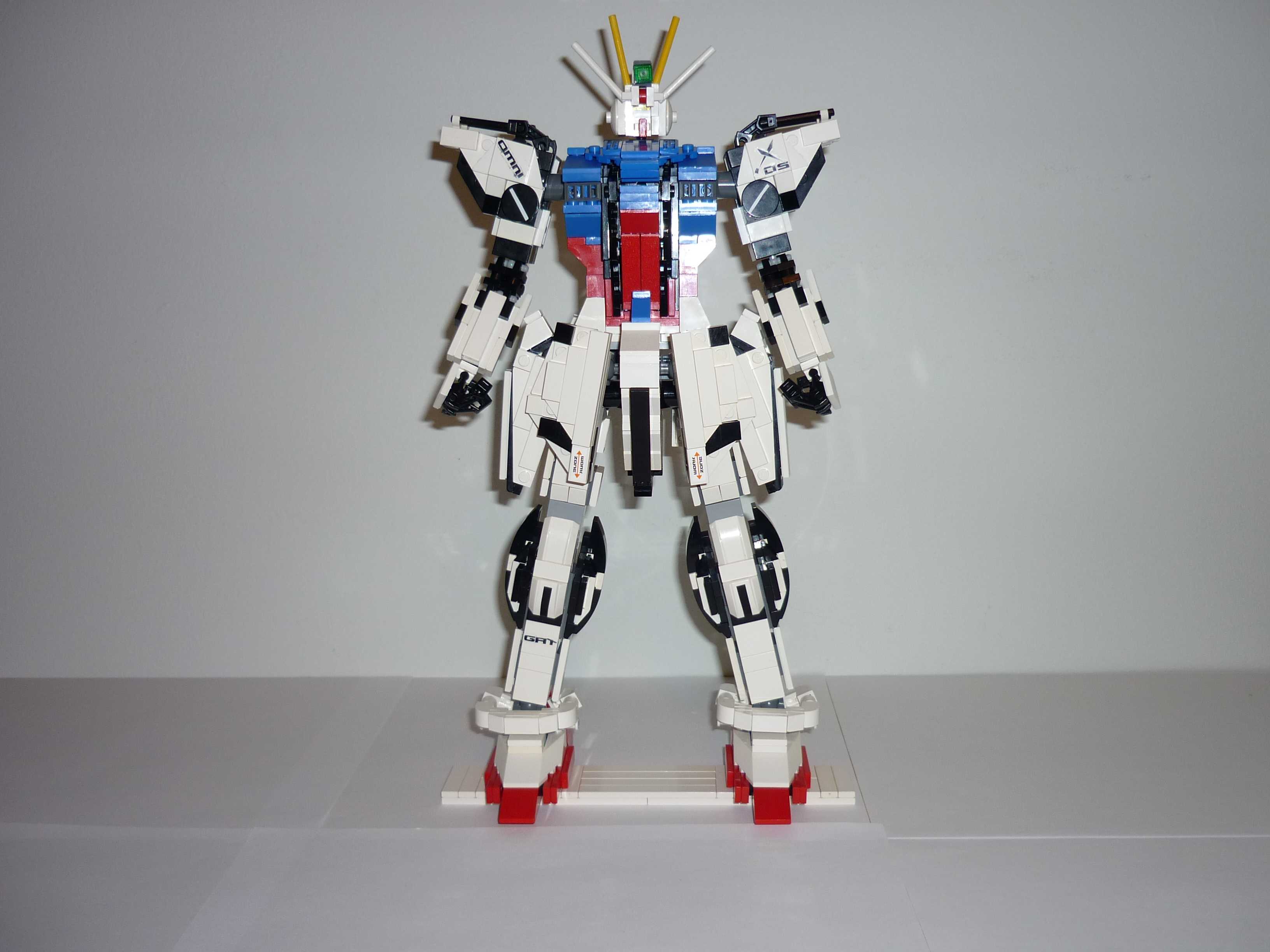 strike_gundam_front_1.jpg