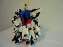 strike_gundam_kneeling_3.jpg