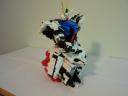 strike_gundam_kneeling_7.jpg