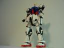 strike_gundam_looking_up_1.jpg
