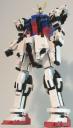 strike_gundam_looking_up_3.jpg