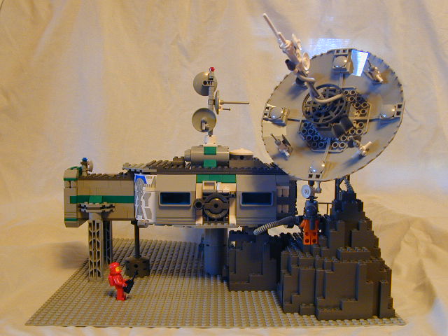 commstation01.jpg