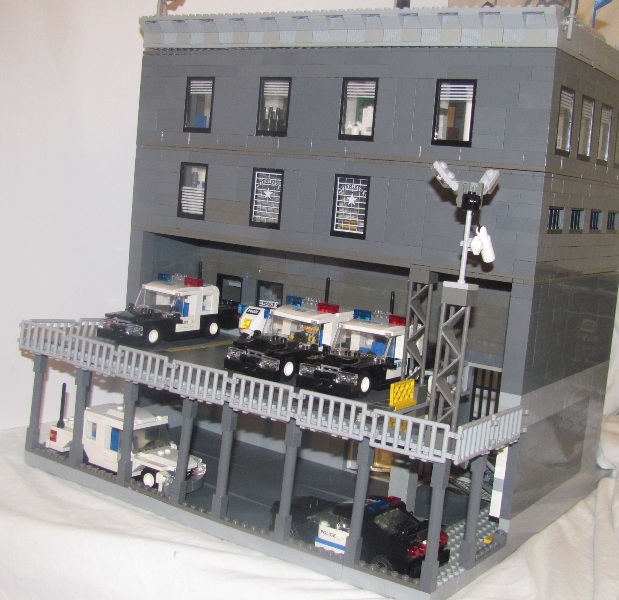 7th_precinct_back_view.jpg