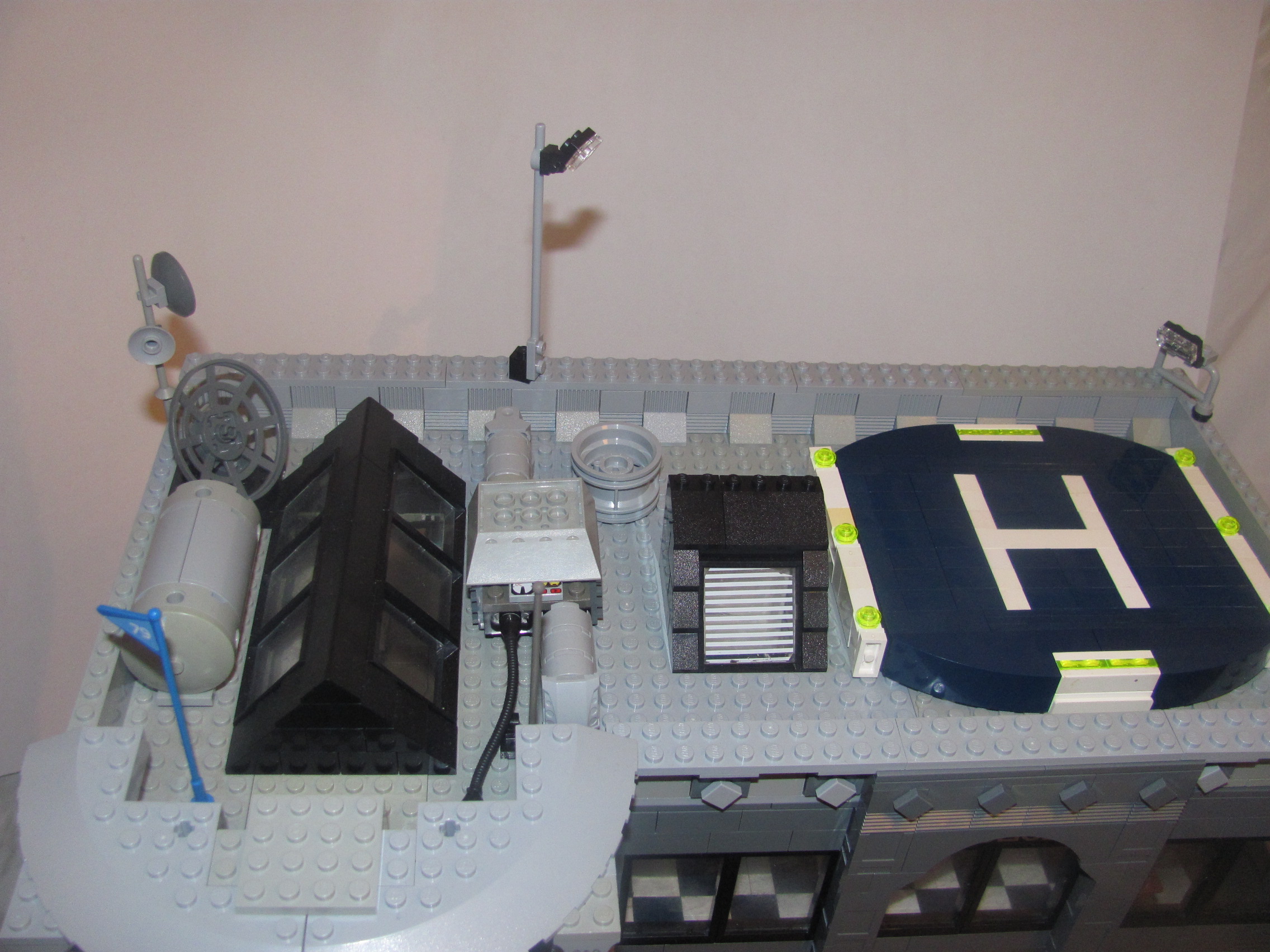 7th_precinct_roof.jpg