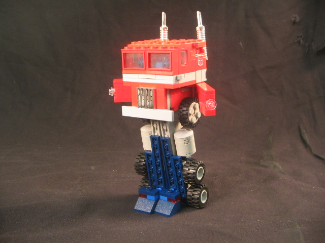 optimus_prime_transforming_2.jpg