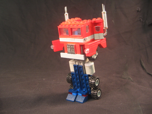 optimus_prime_transforming_3.jpg