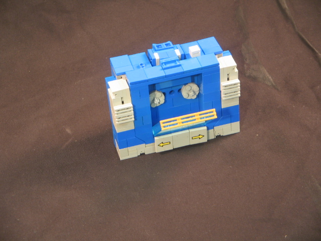 soundwave_cassette_player_2.jpg