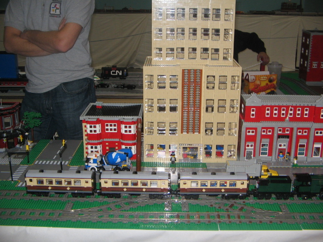 oct_hpbby_show_110.jpg