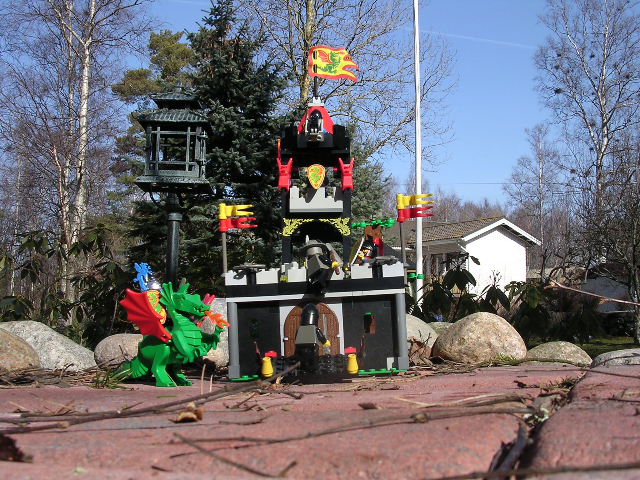 dragon_tower_002.jpg