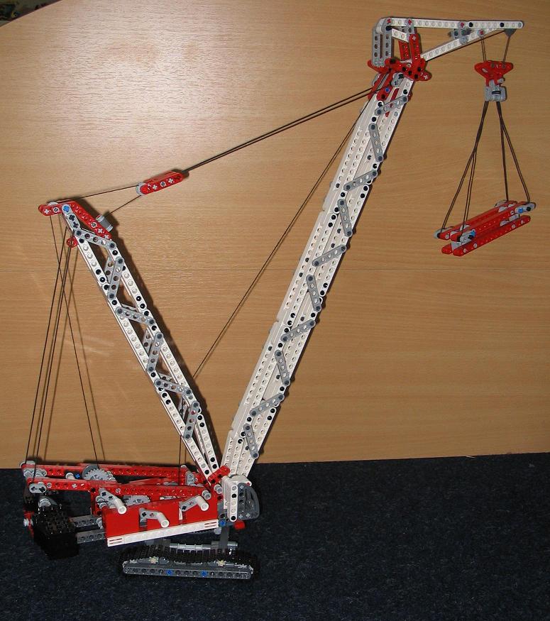 8288_crawler_crane_small.jpg