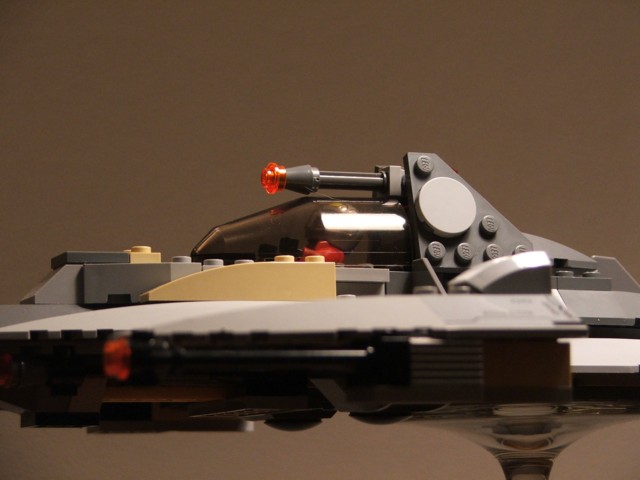 trident_13cockpit_gun.jpg