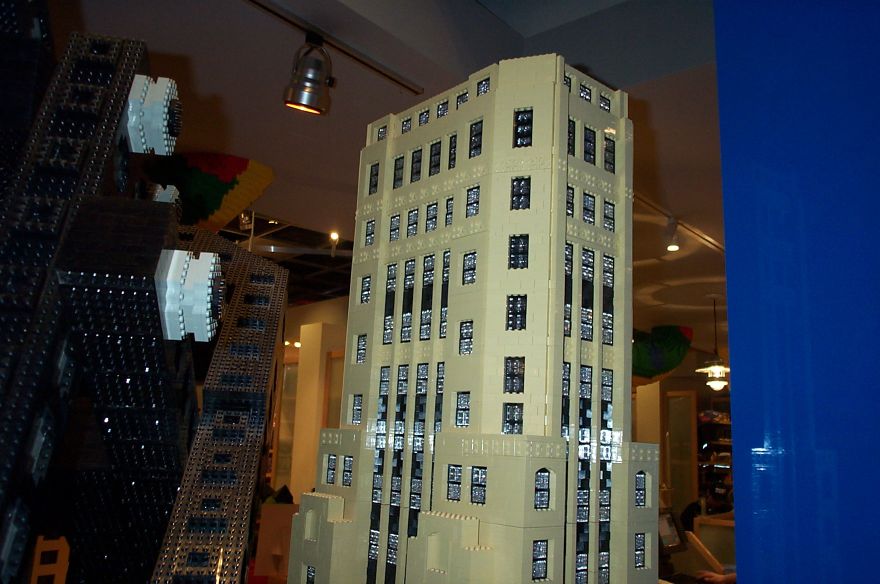 chi-lego-store-05.jpg