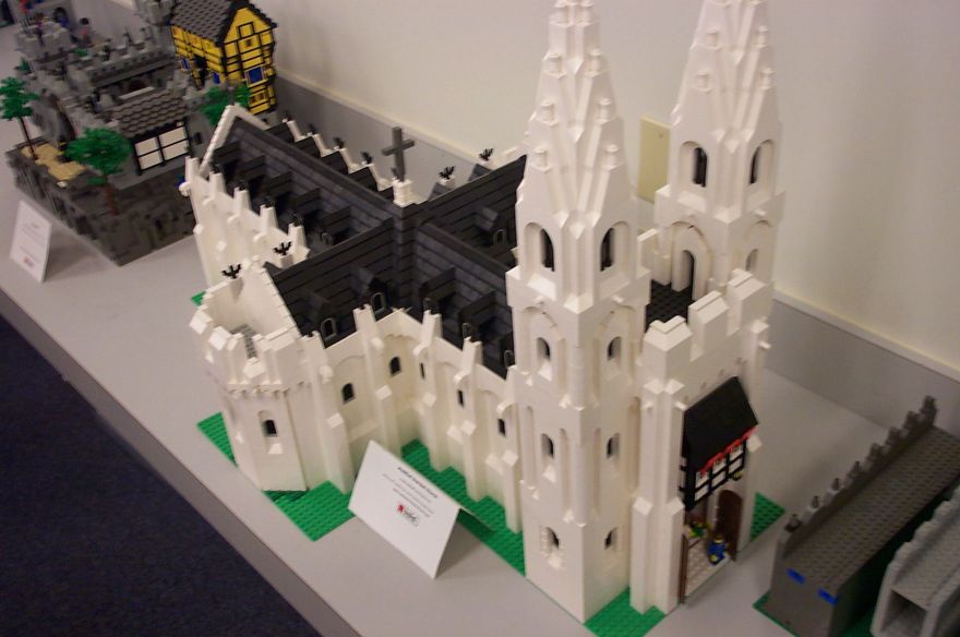 castle-room-41.jpg