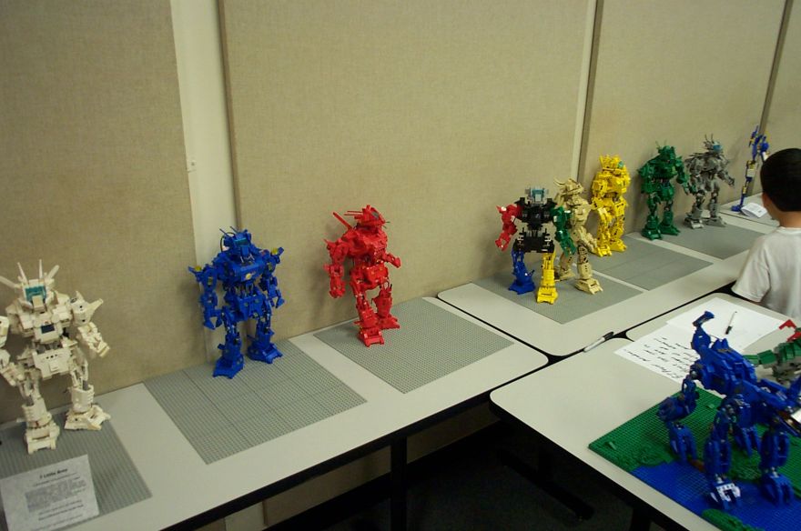 mecha-room-16.jpg