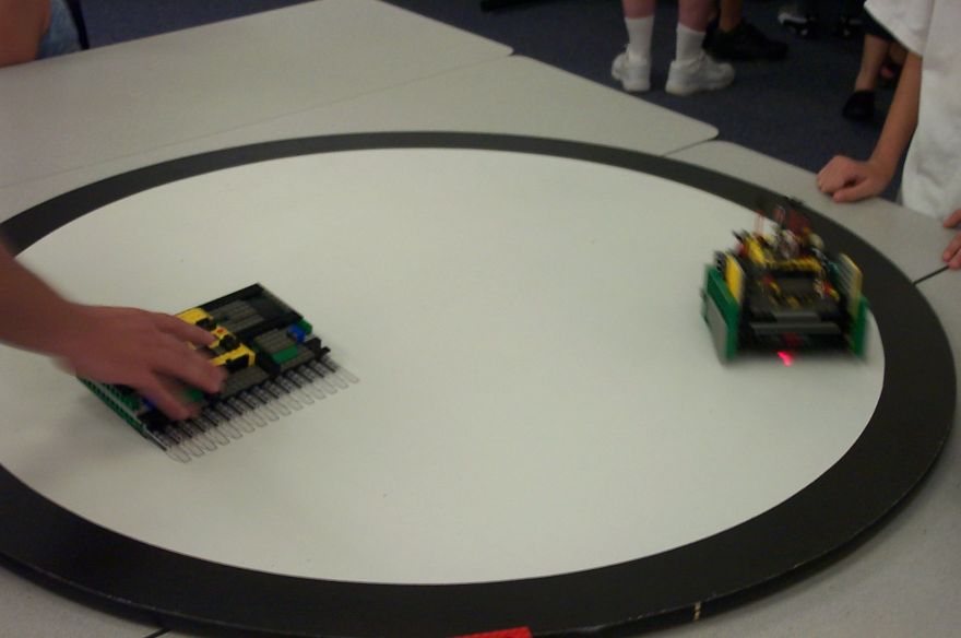 mindstorms-room-01.jpg