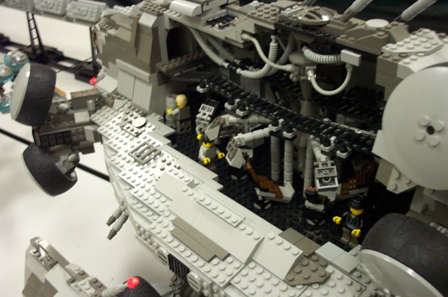 science-fiction-room-02.jpg