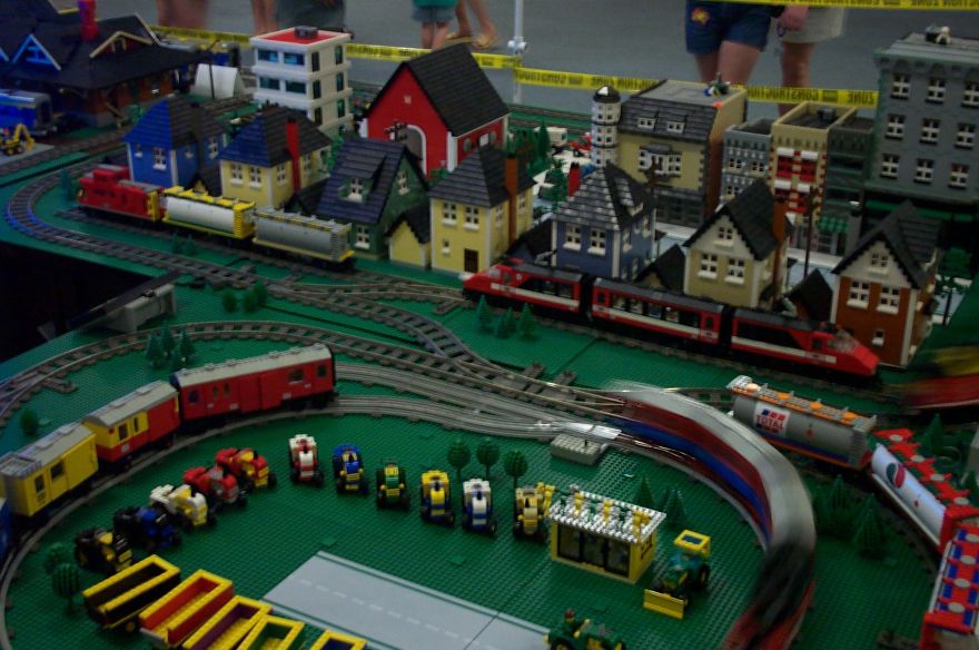 train-layout-05.jpg