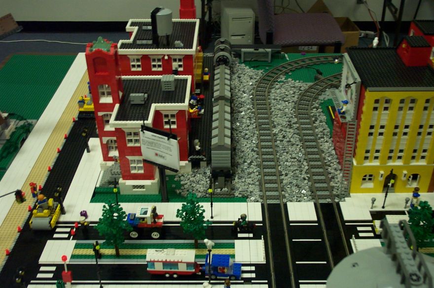 train-layout-23.jpg