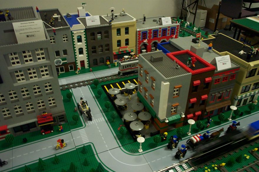 train-layout-26.jpg
