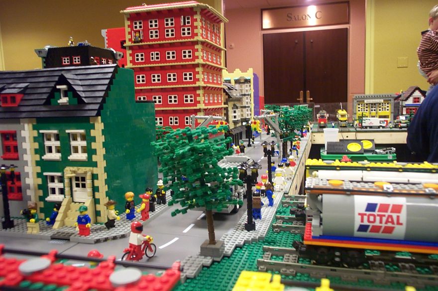 town-train-13.jpg