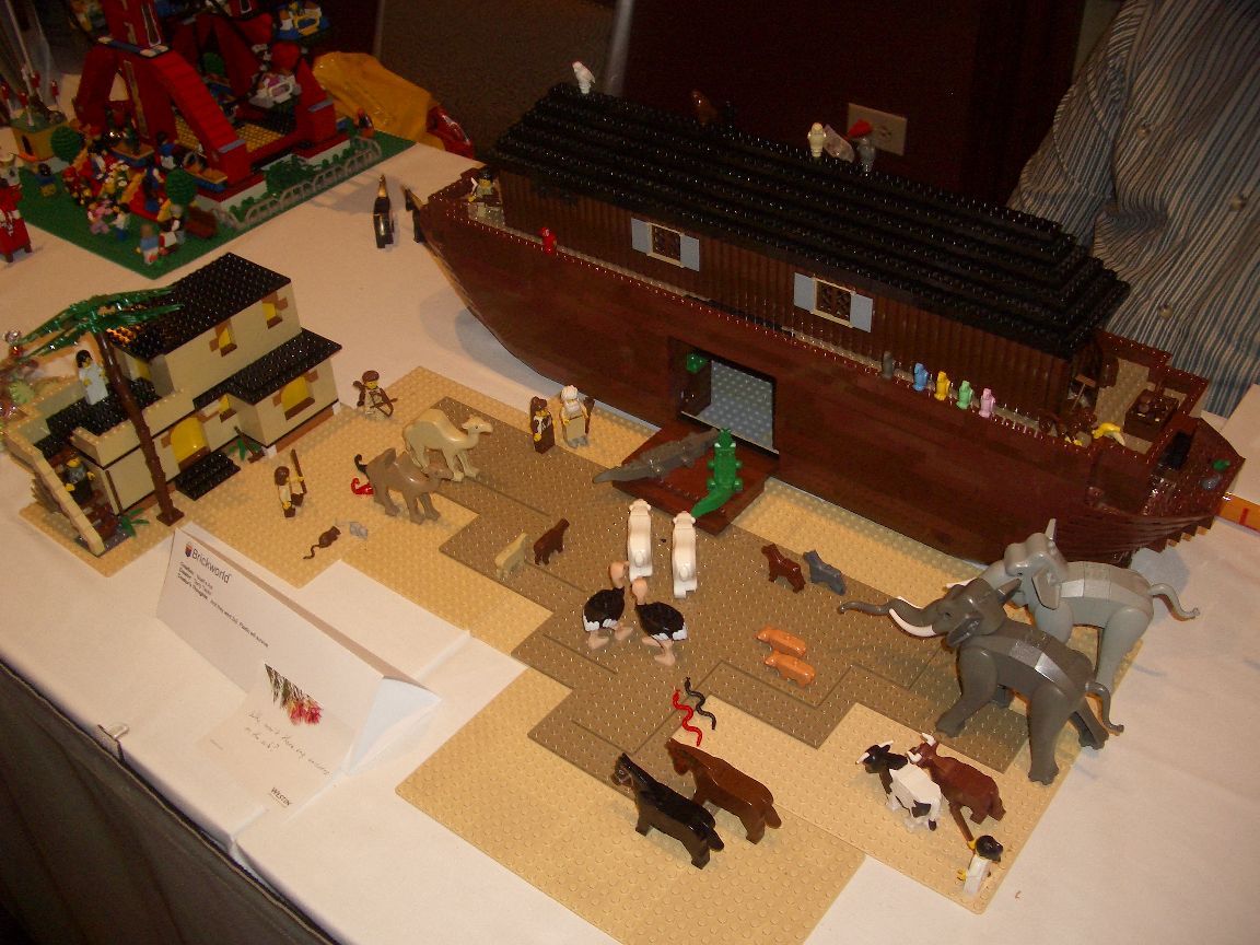 2010_brickworld_003.jpg