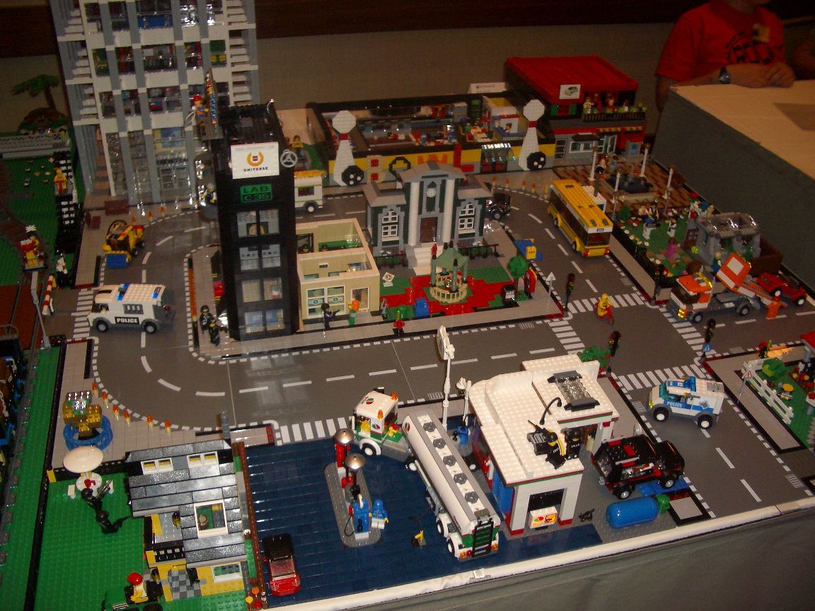 2010_brickworld_013.jpg