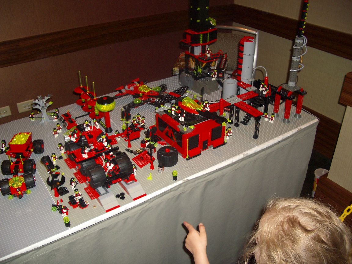 2010_brickworld_020.jpg