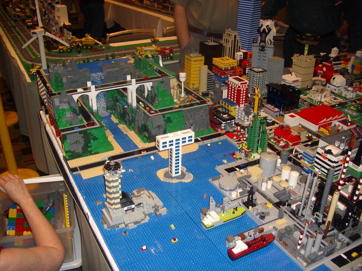 2010_brickworld_038.jpg