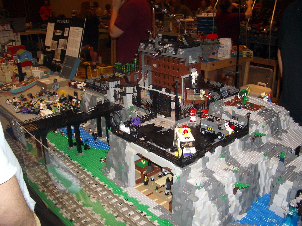 2010_brickworld_075.jpg
