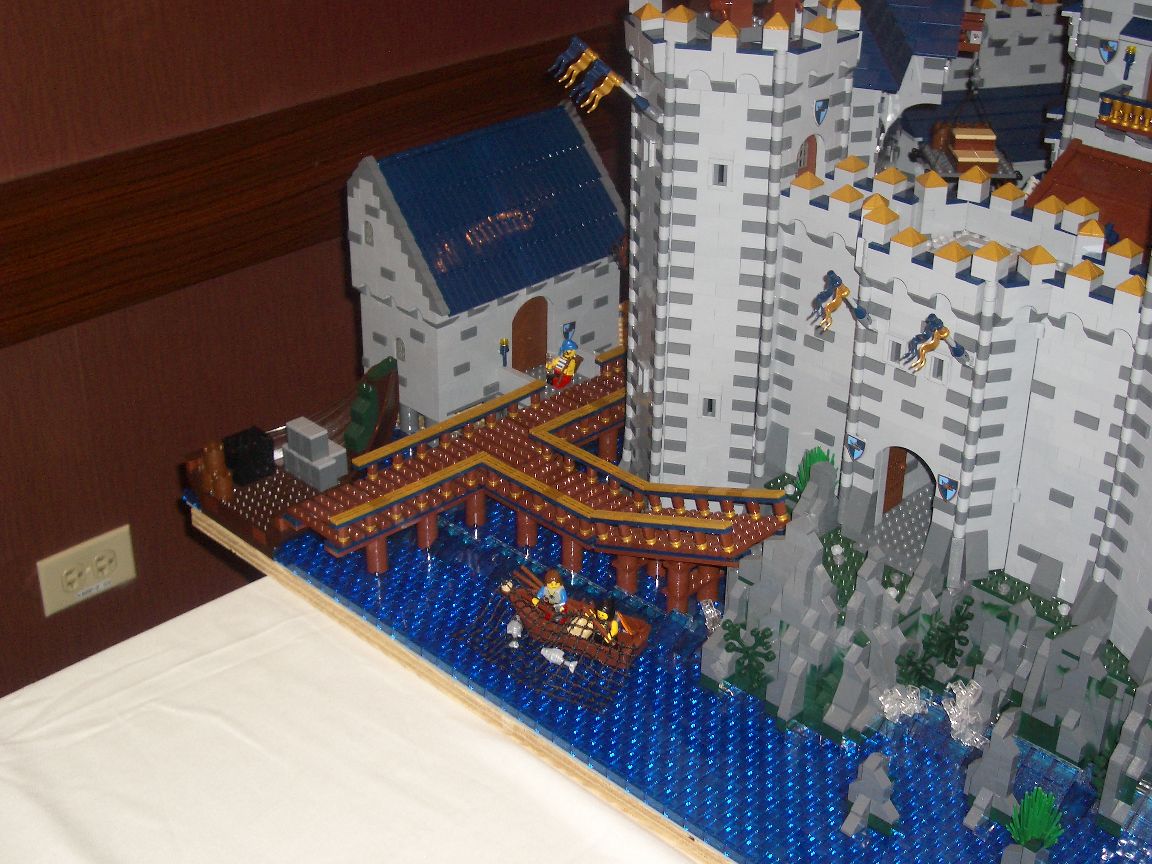 2010_brickworld_116.jpg