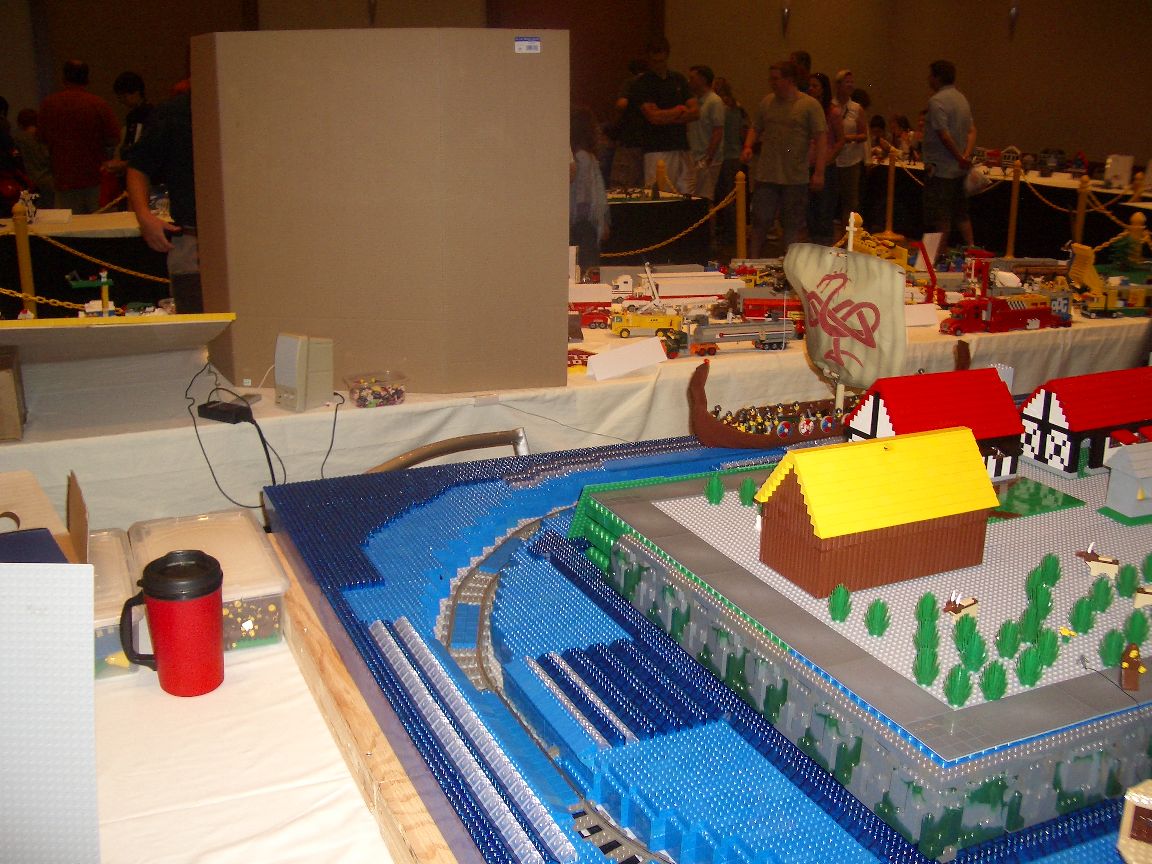 2010_brickworld_127.jpg