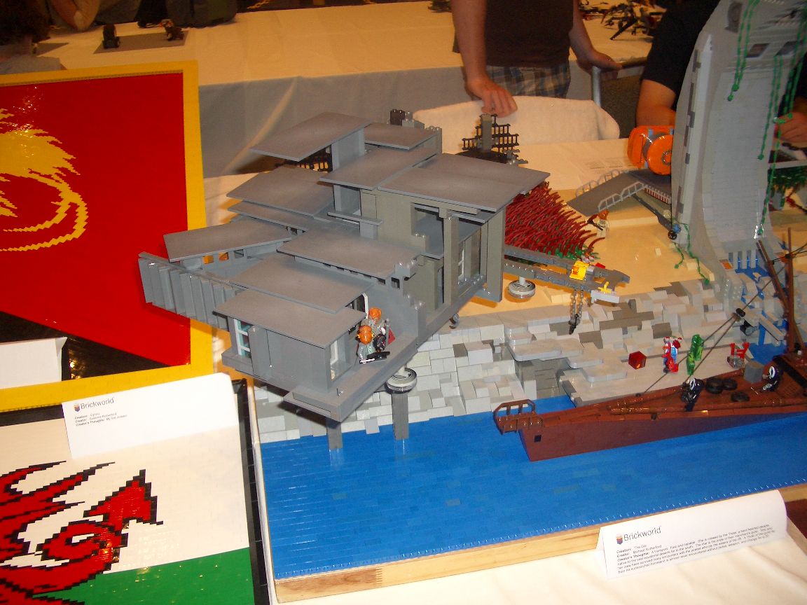 2010_brickworld_140.jpg