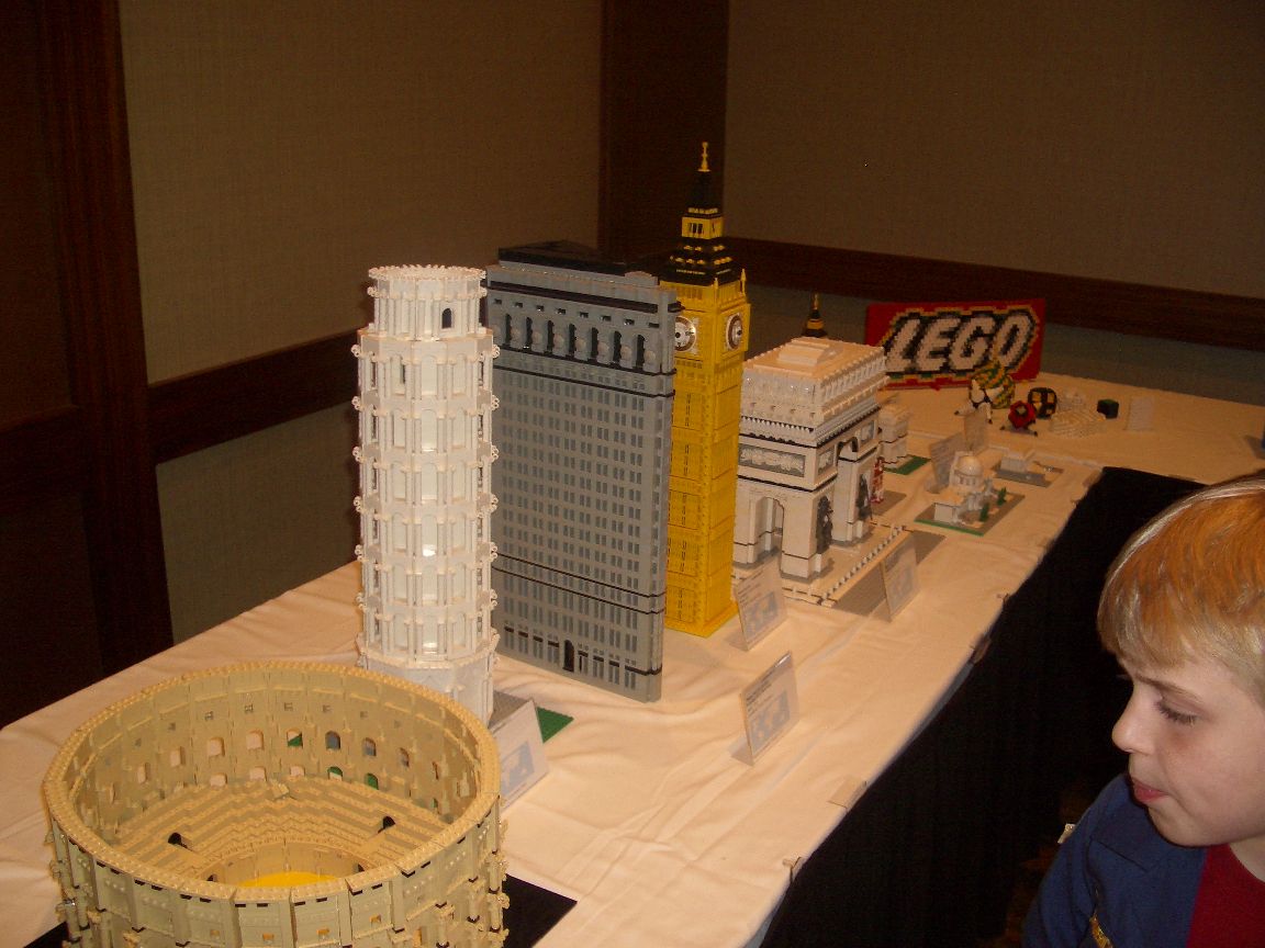 2010_brickworld_151.jpg