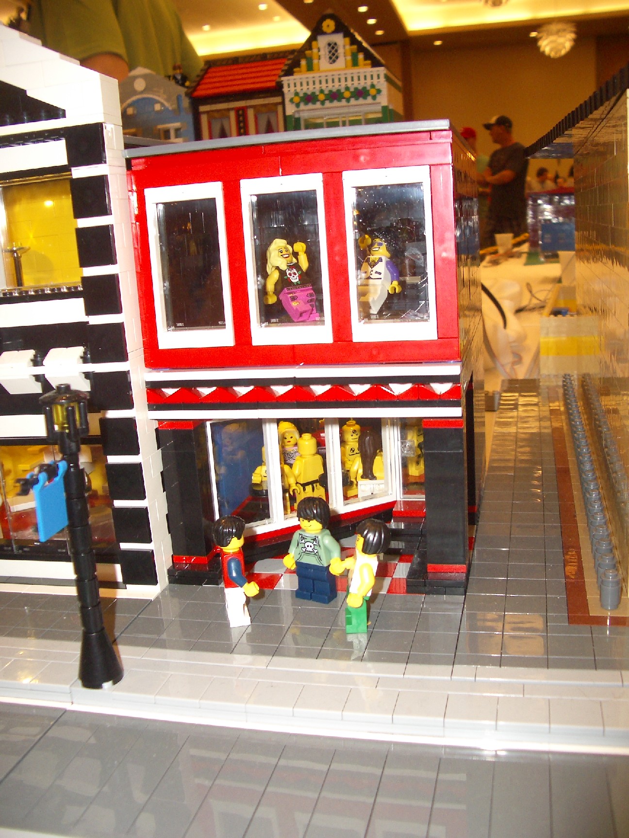 2011_brickworld_014.jpg