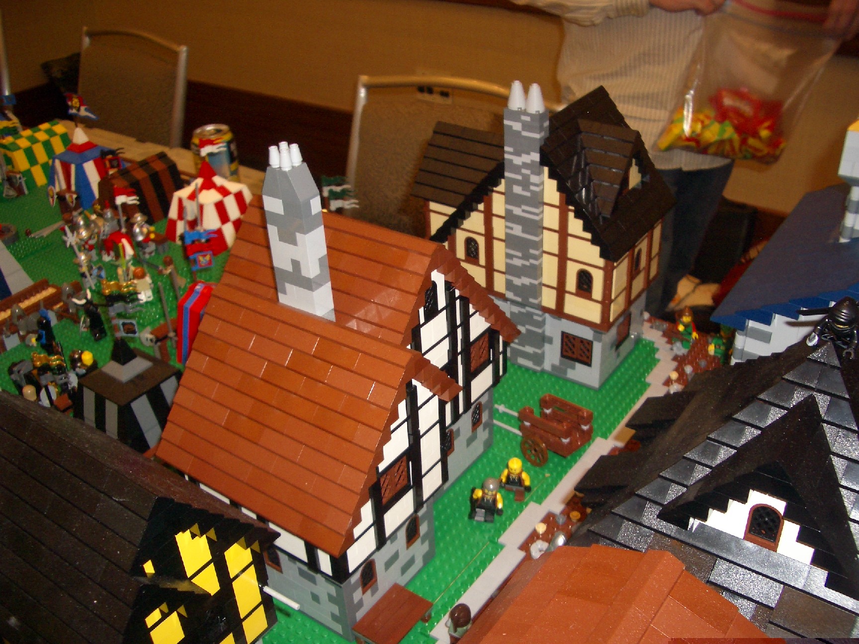 2011_brickworld_057.jpg