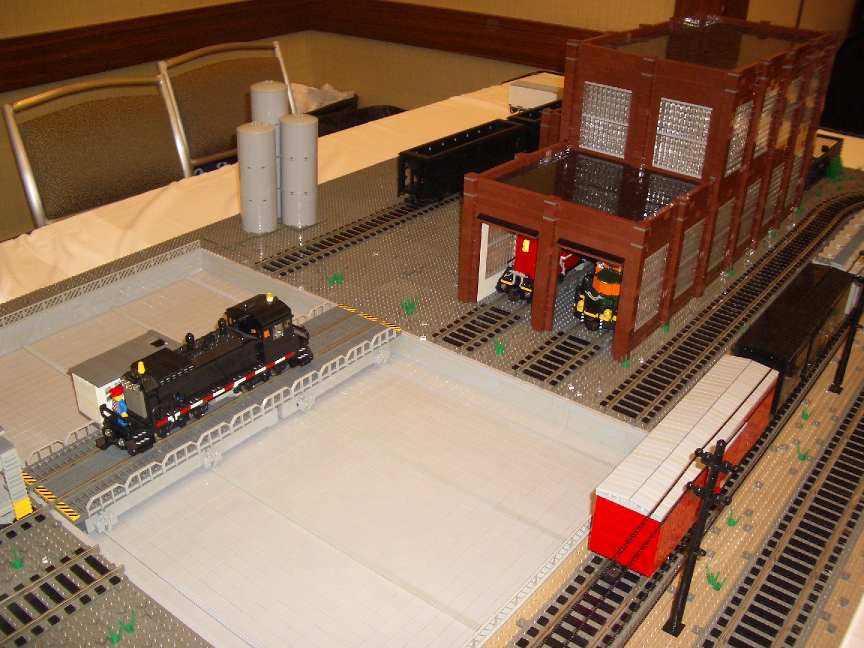 2011_brickworld_070.jpg
