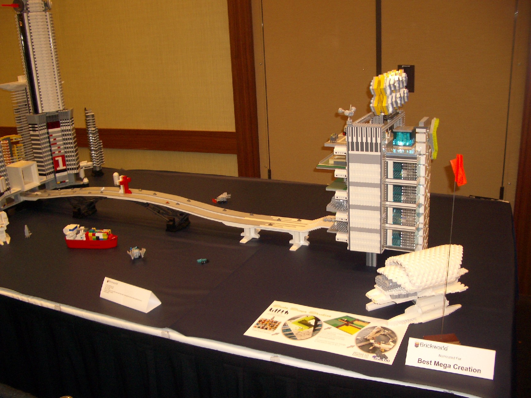 2011_brickworld_075.jpg