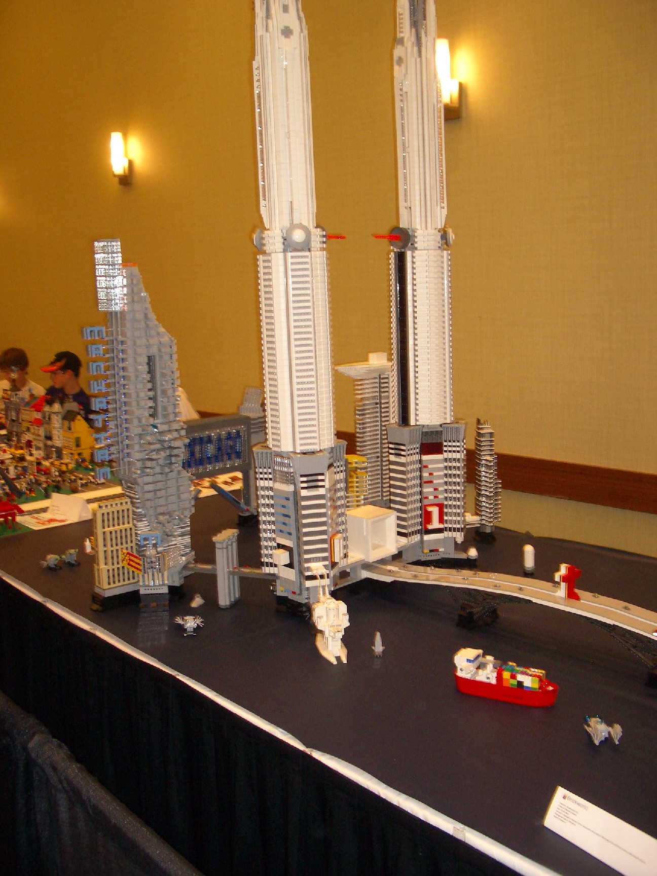 2011_brickworld_076.jpg