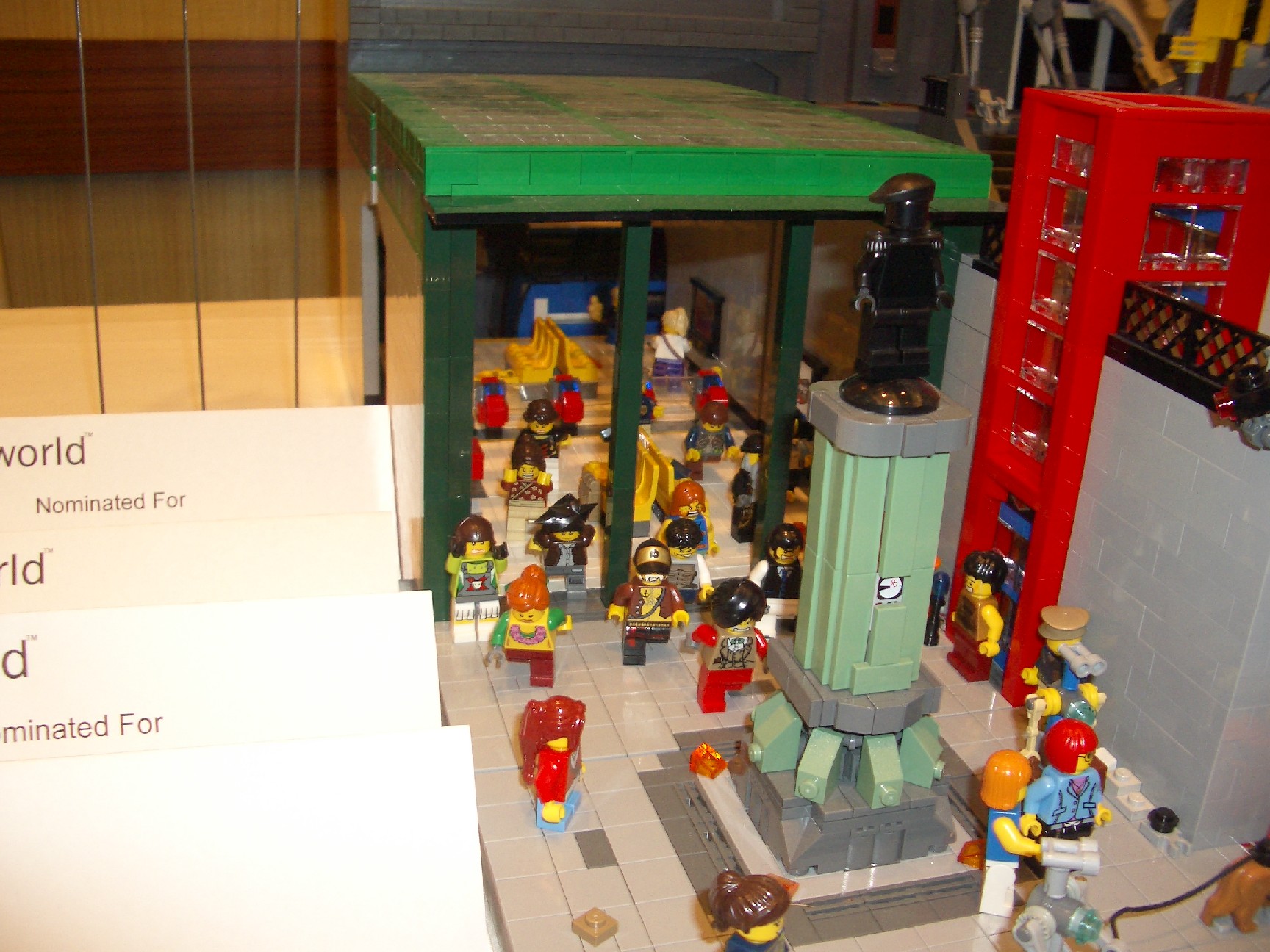 2011_brickworld_086.jpg