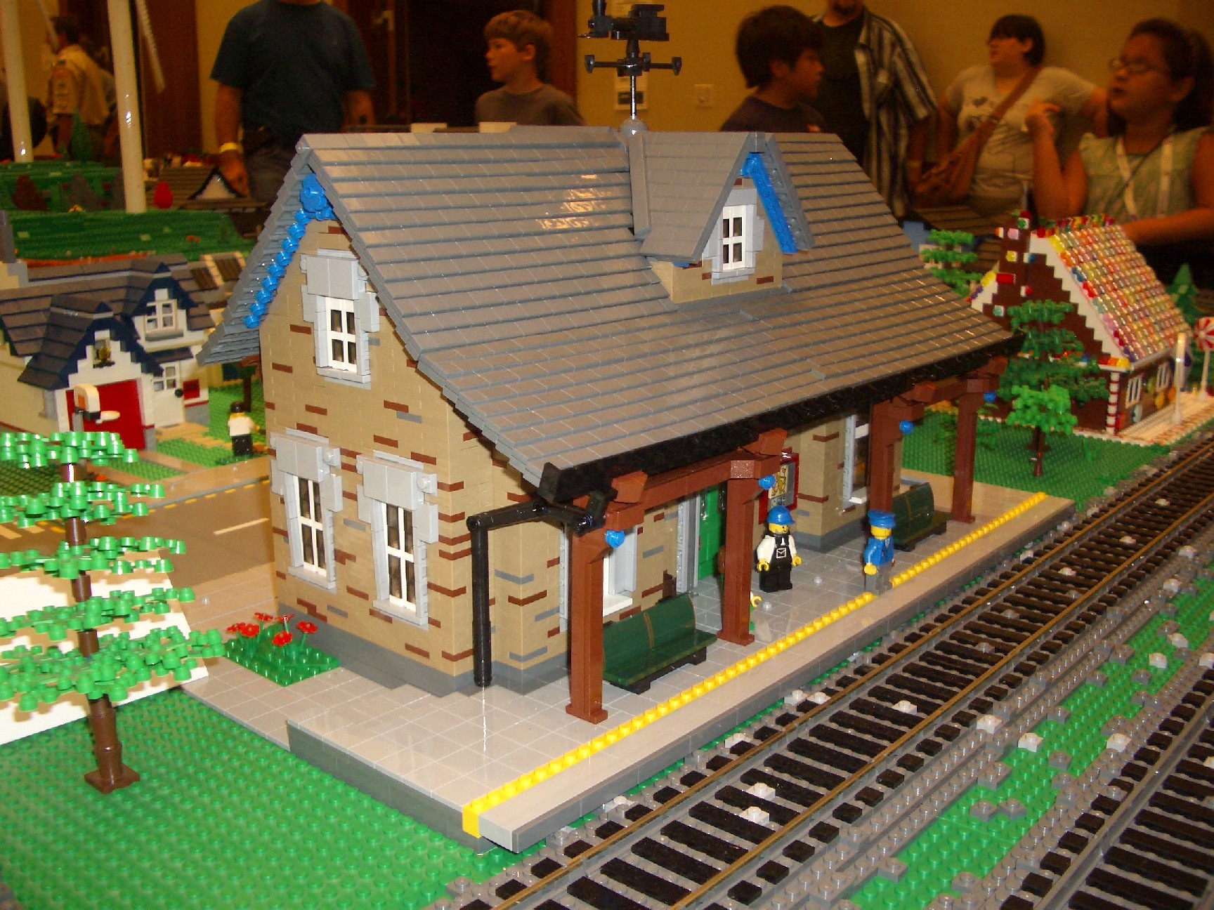 2011_brickworld_098.jpg